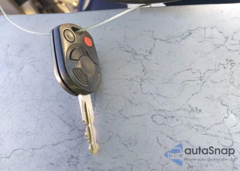 2010 Ford Fusion Se z USA, uszkodzony, nr VIN 3FAHP0HA2AR348692